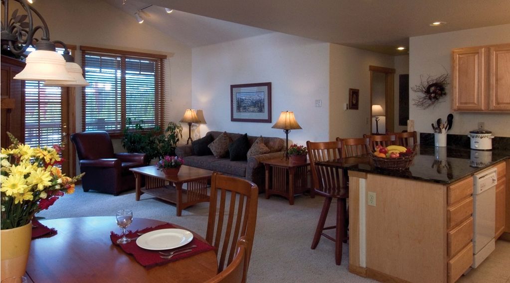 Grand Timber Lodge Breckenridge Room photo